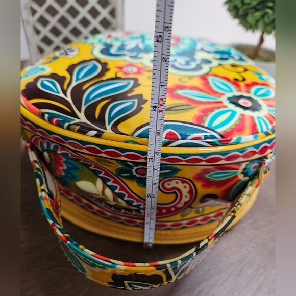 Vera Bradley PROVENCAL FLORAL Hatbox Round Cosmetic Travel Makeup Tote Bag Vinyl - Picture 11 of 12